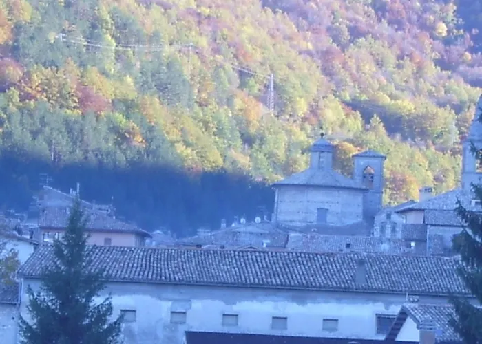 Leonessaffittacamere بيت ضيافة